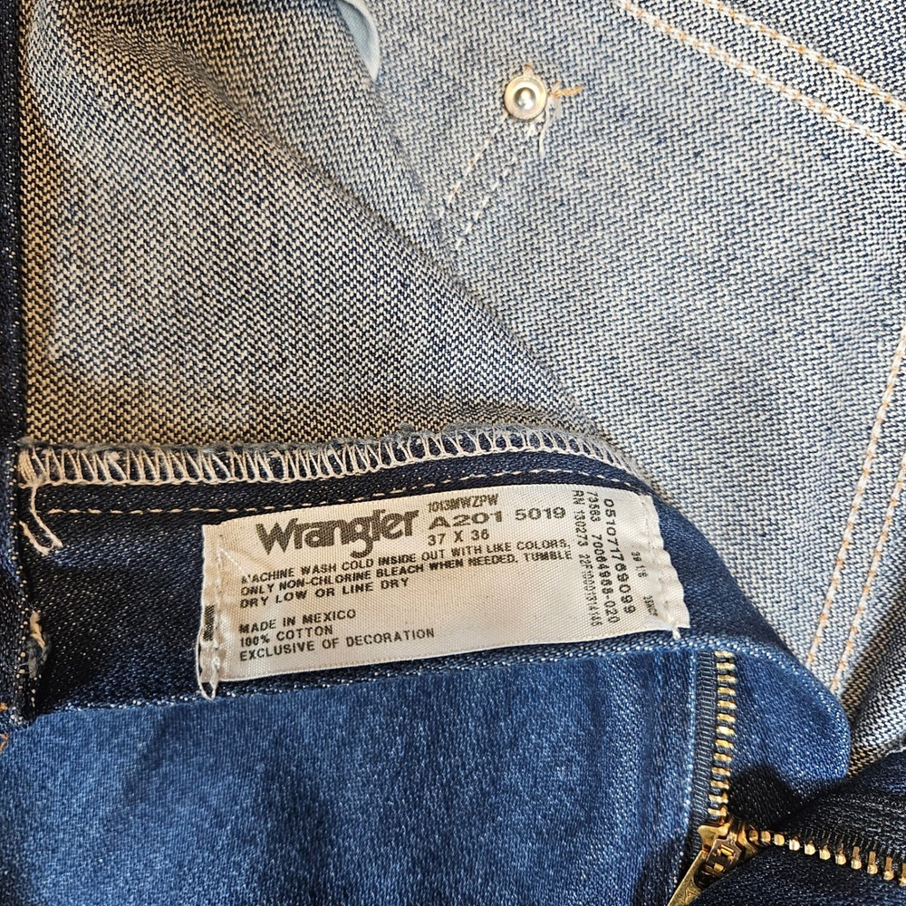 Wrangler Mens Cowboy Cut 13MWZPW Rigid Indigo Jeans 37x36 High Rise Straight Leg - Picture 7 of 9